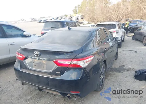2020 Toyota Camry Se z USA, uszkodzony, nr VIN 4T1G11AK9LU897653
